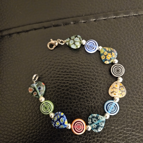 Faux Murano Glass Heart Bracelet - Picture 5 of 5